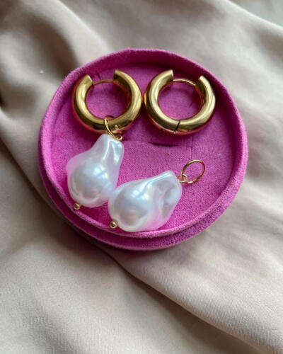Luna Pearl Earring