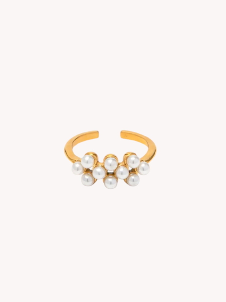 Sally Mini Pearl Ring