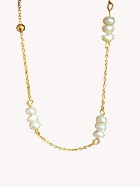 Boble Pearl Necklace