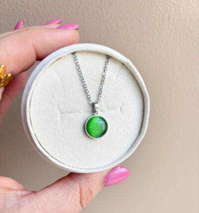 Moon Necklace Light Green - Silver